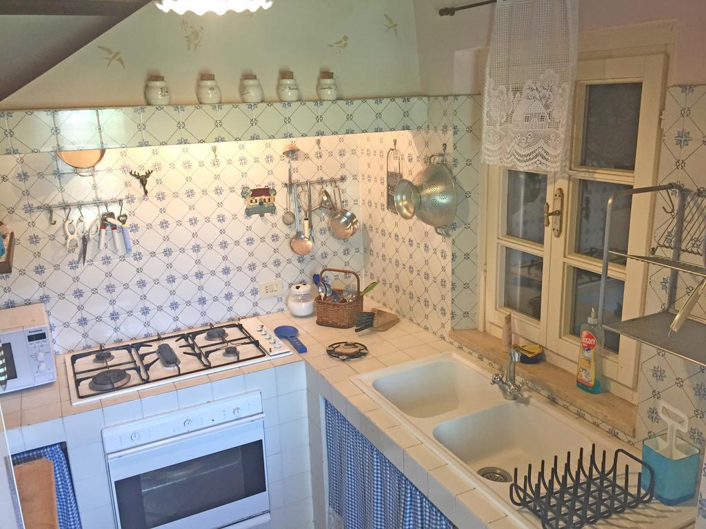 Гостевой дом Casale Ai Poggi Орбетелло Экстерьер фото